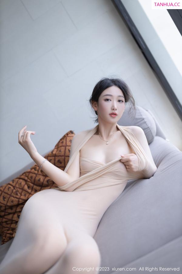 唐安琪  [XiuRen]高清写真图 2023.11.06 No.7621 唐安琪 甜美美腿第13张图片